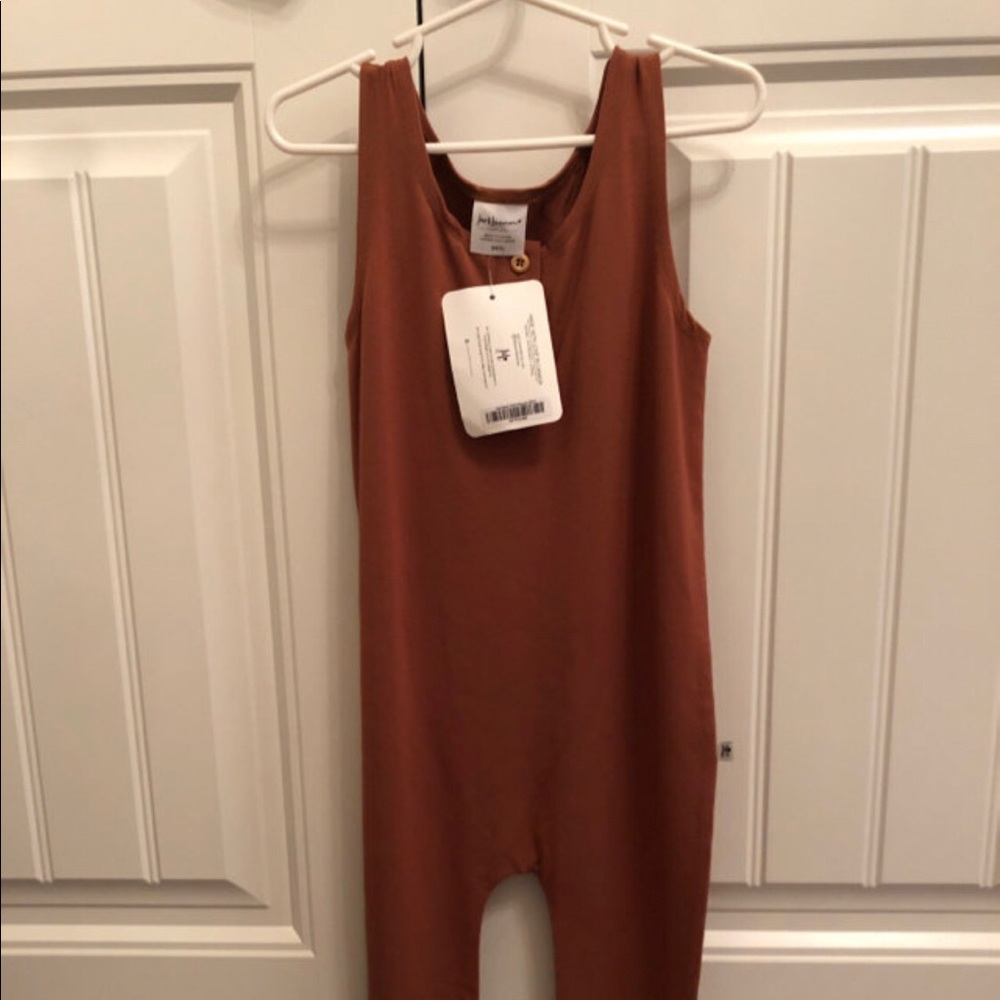 Jax and Lennon Red Sand Romper 3/4